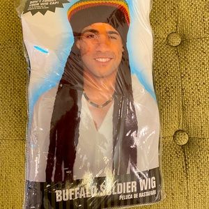 Rastafarian wig includes sunglasses!